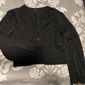 Blouse, size medium